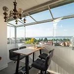 Seeblick - Mit Parkgarage Apartment *