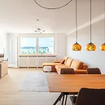 Seeblick - Mit Parkgarage *